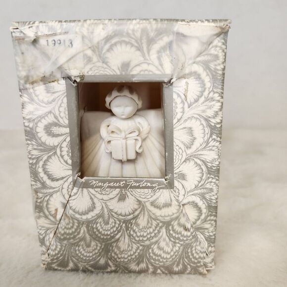 Margaret Furlong Other - Vintage Margaret Furlong 1991 Gift Shell Angel Christmas Ornament Present Box